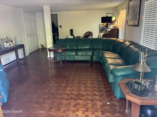Listing Photo 18