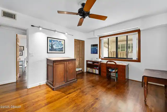 Listing Photo 42