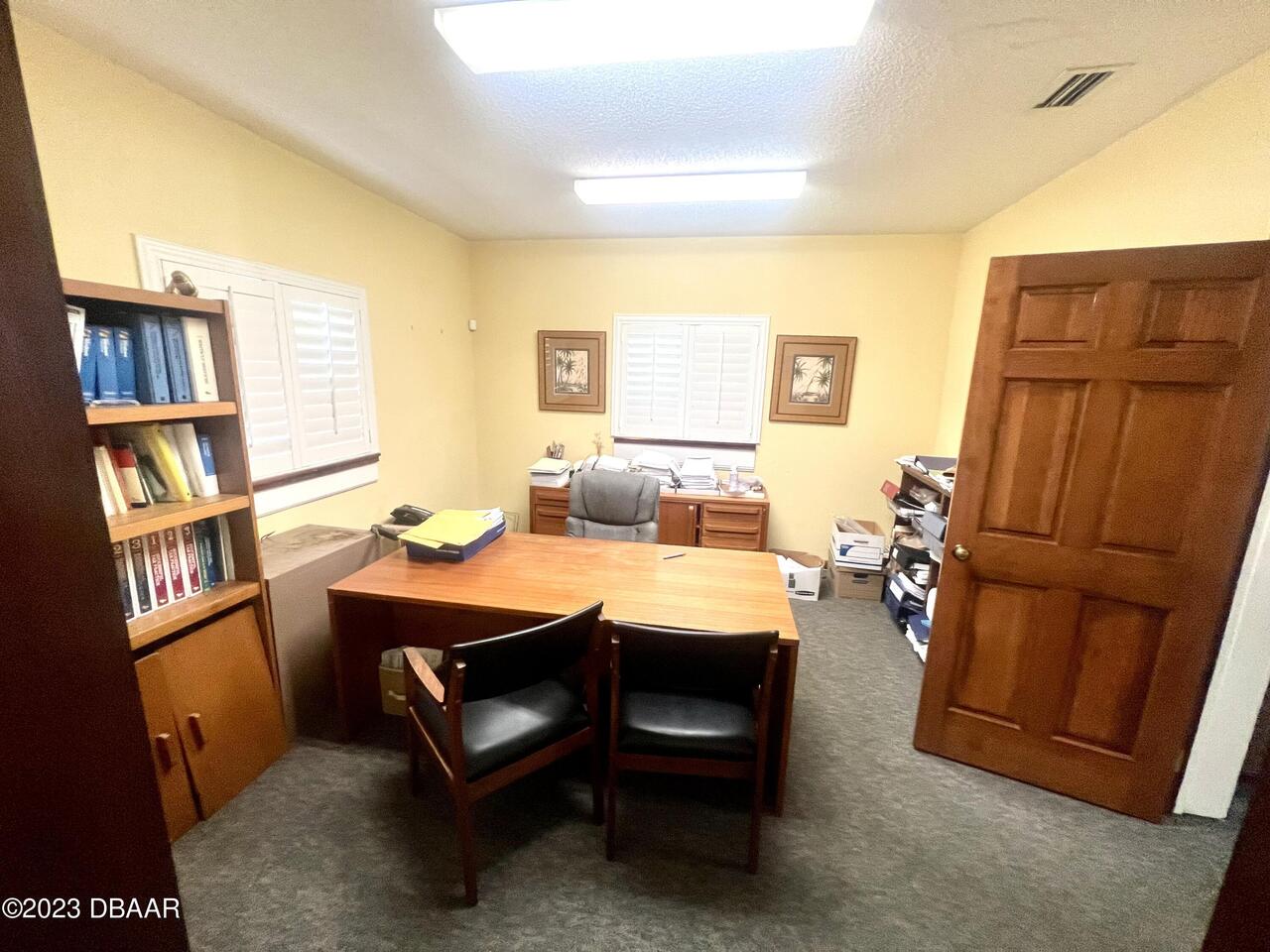 Listing Photo 11