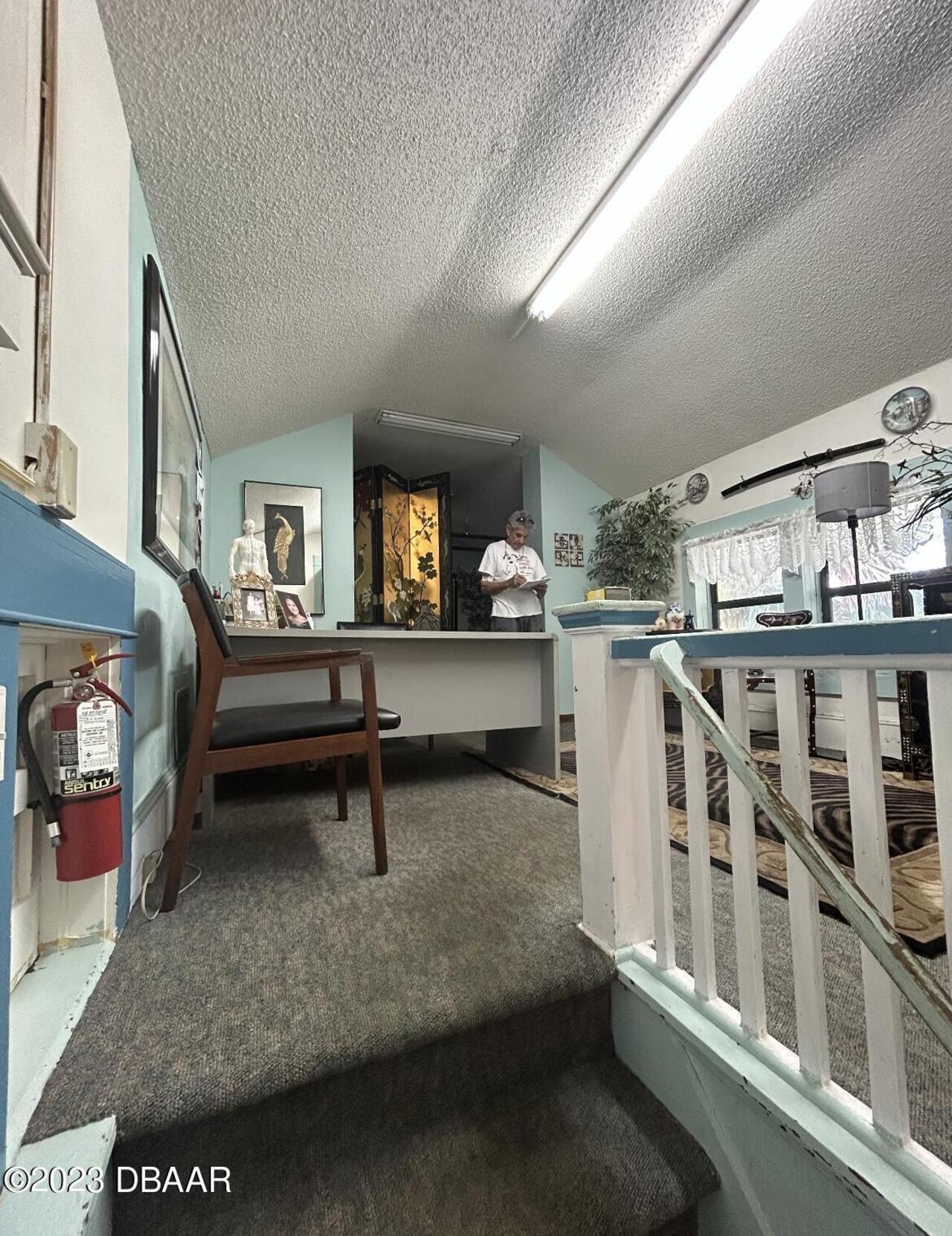 Listing Photo 14