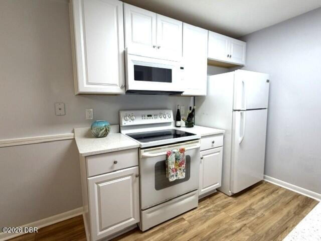 Listing Photo 7