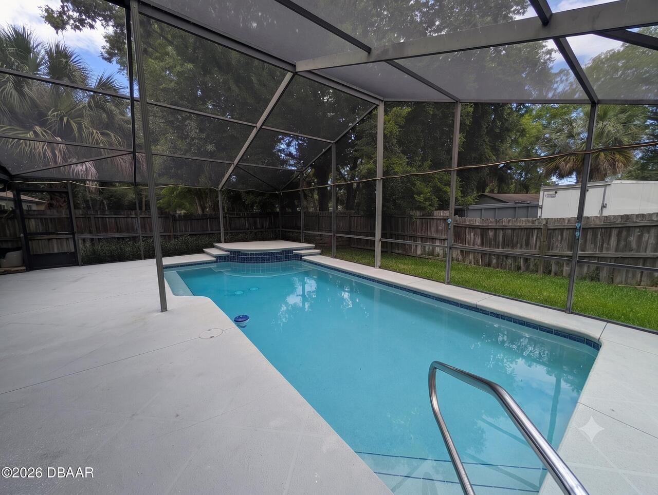 Listing Photo 11