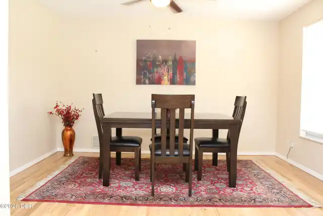 Listing Photo 6