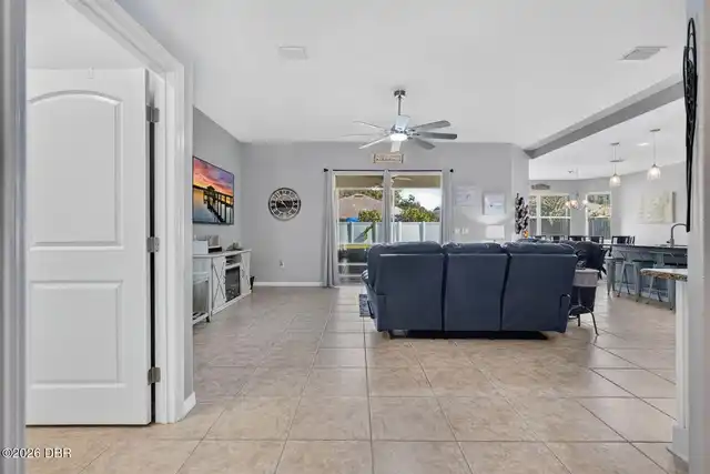 Listing Photo 7