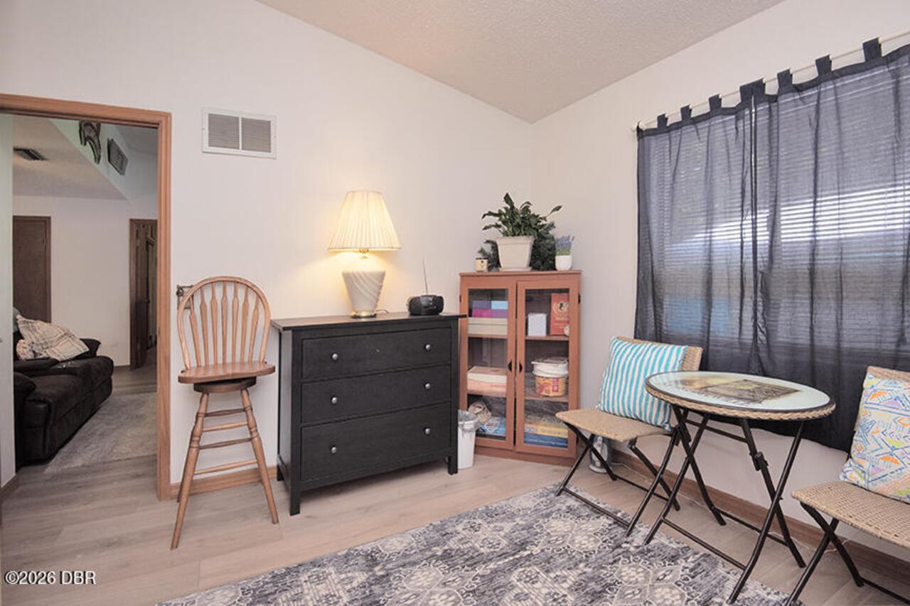 Listing Photo 23