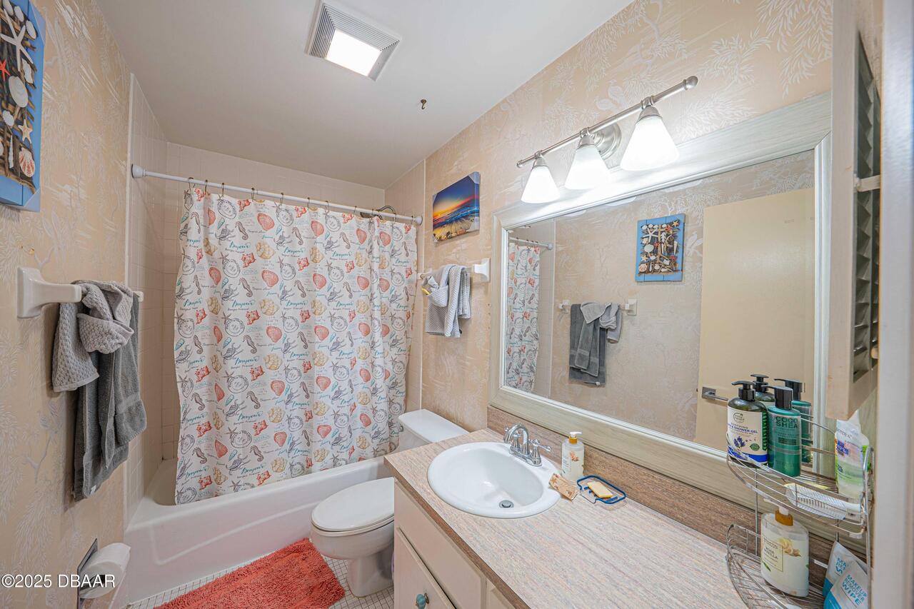 Listing Photo 12