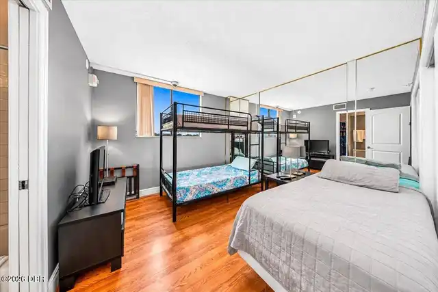 Listing Photo 18