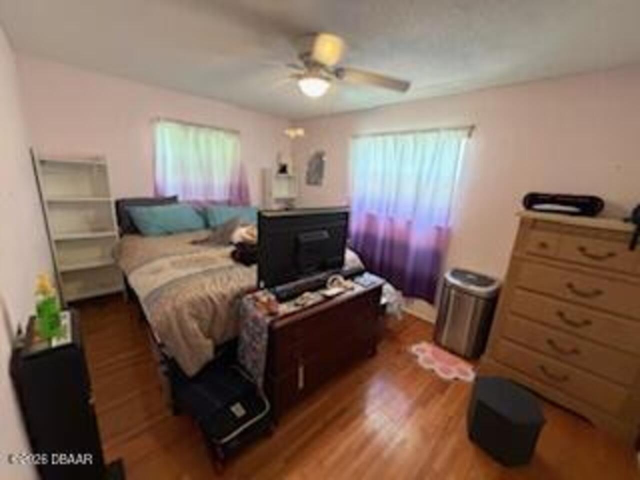 Listing Photo 9