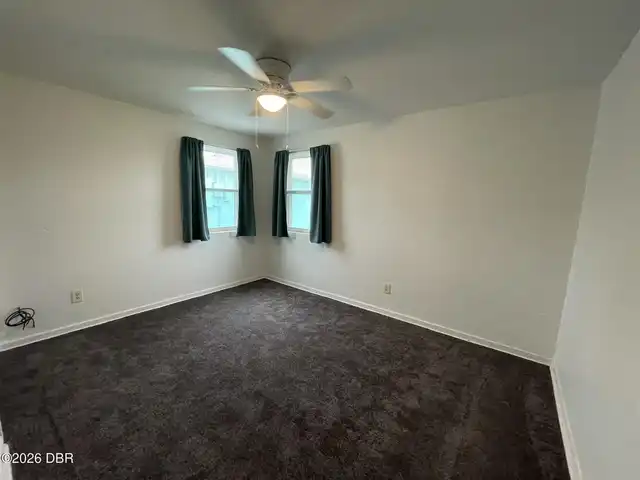 Listing Photo 9