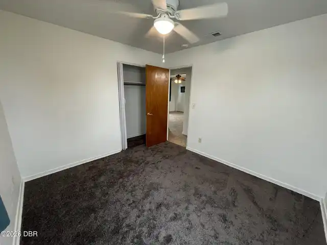 Listing Photo 12