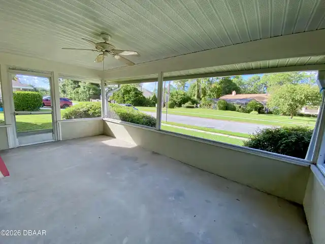 Listing Photo 16