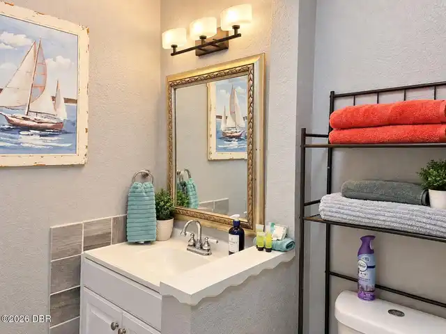 Listing Photo 17