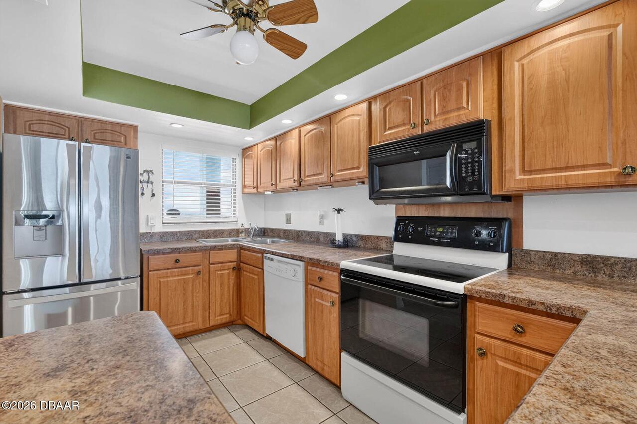 Listing Photo 11