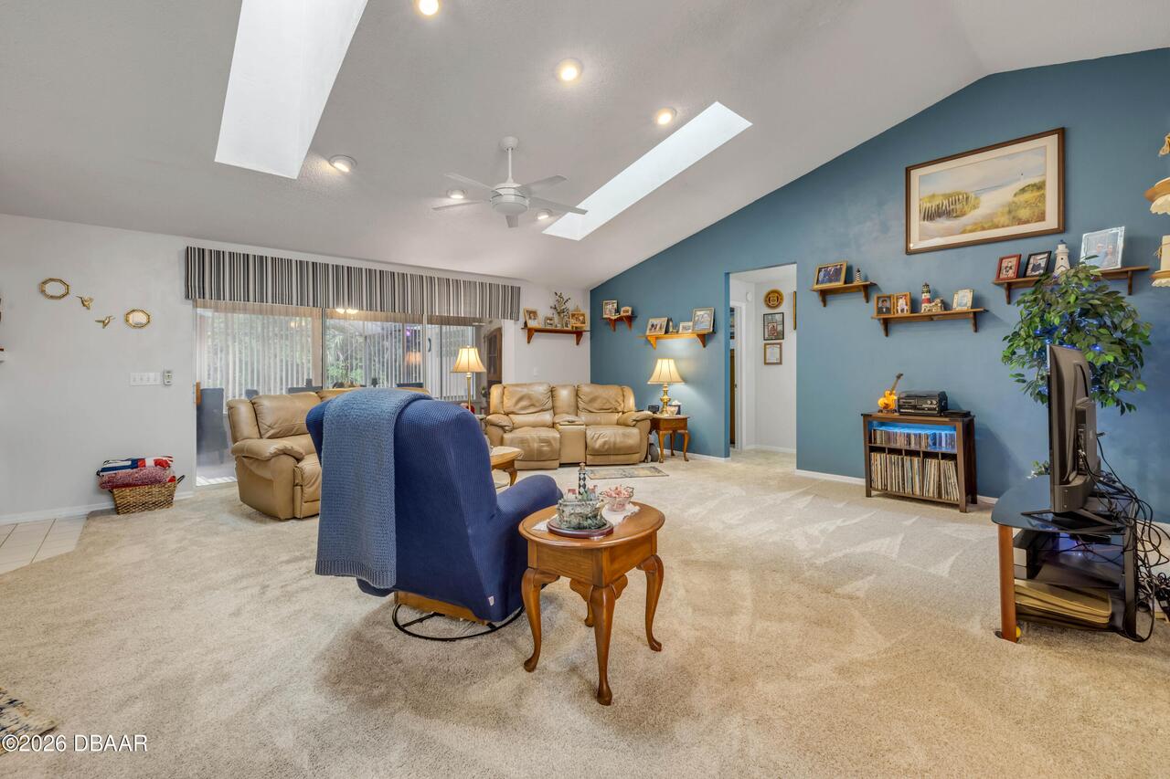 Listing Photo 7