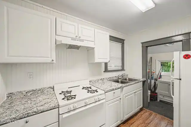 Listing Photo 19