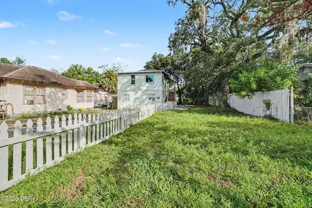 Listing Photo 32