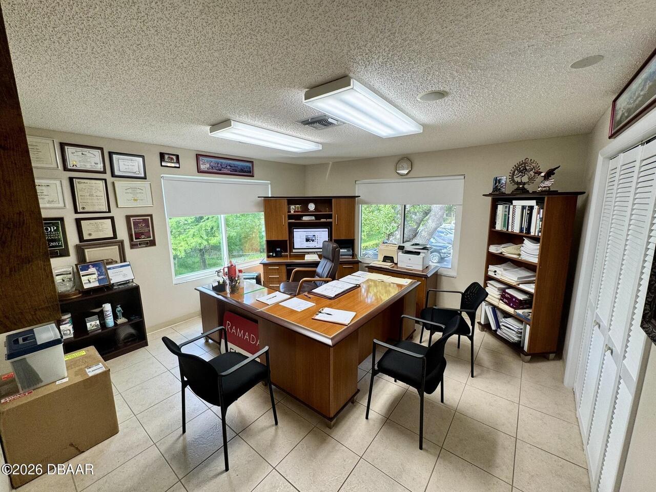 Listing Photo 11