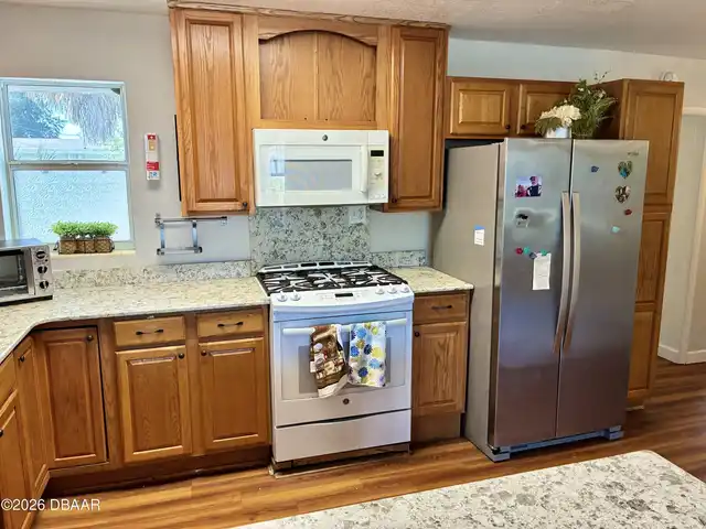 Listing Photo 19