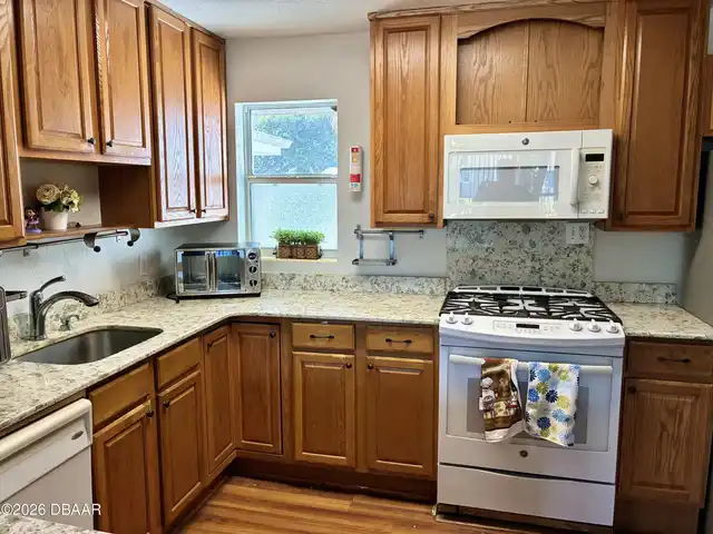 Listing Photo 21