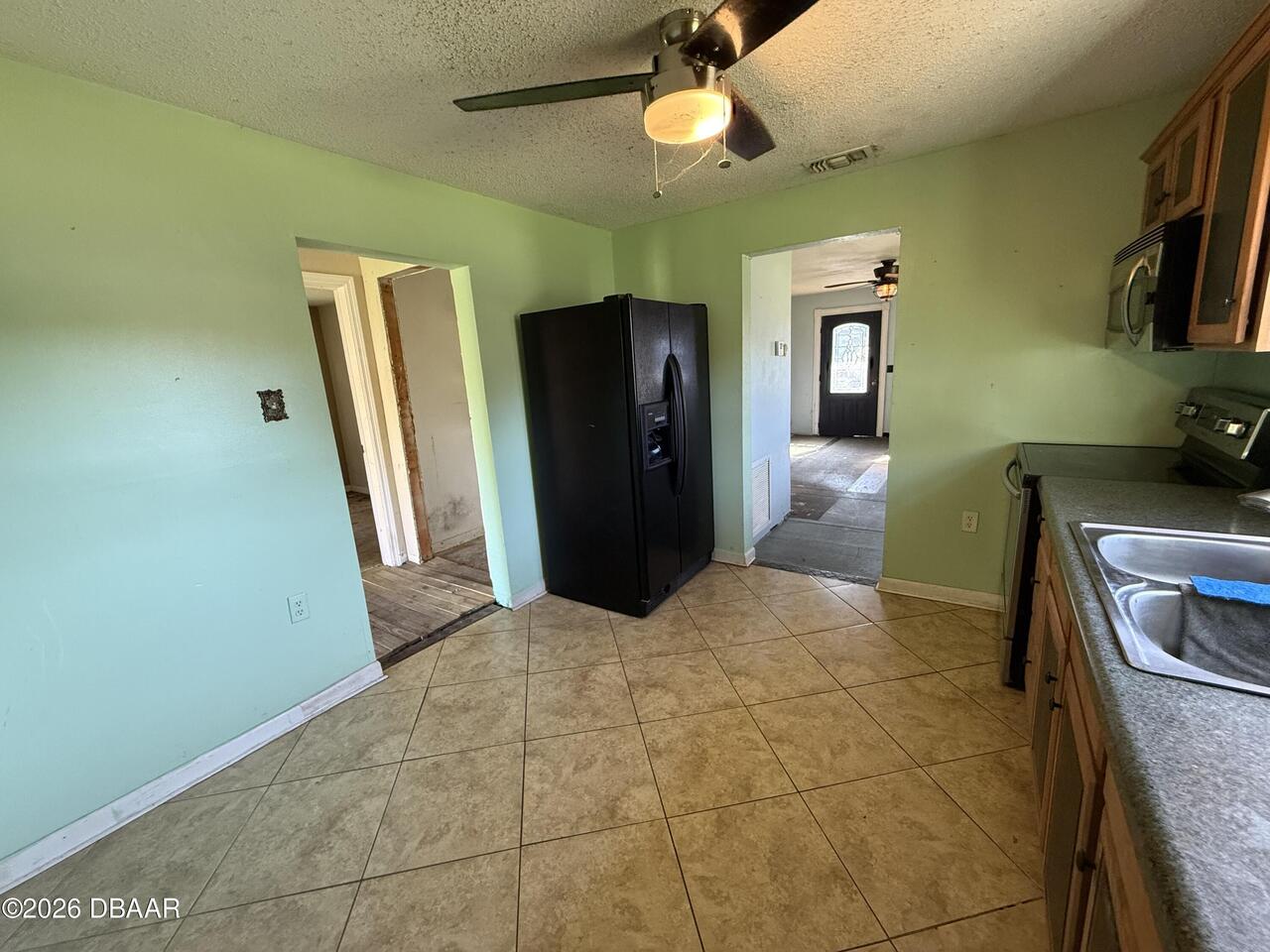 Listing Photo 9
