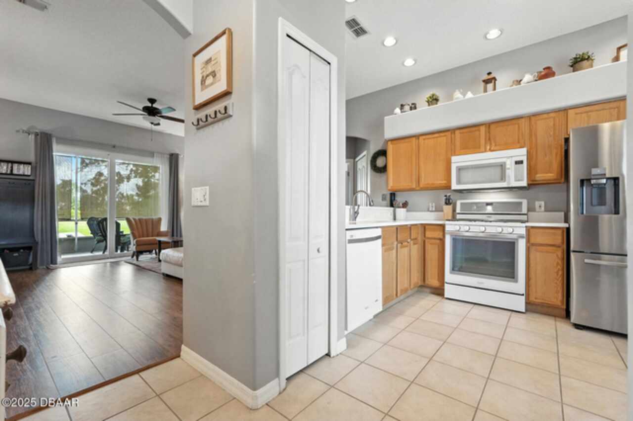 Listing Photo 7