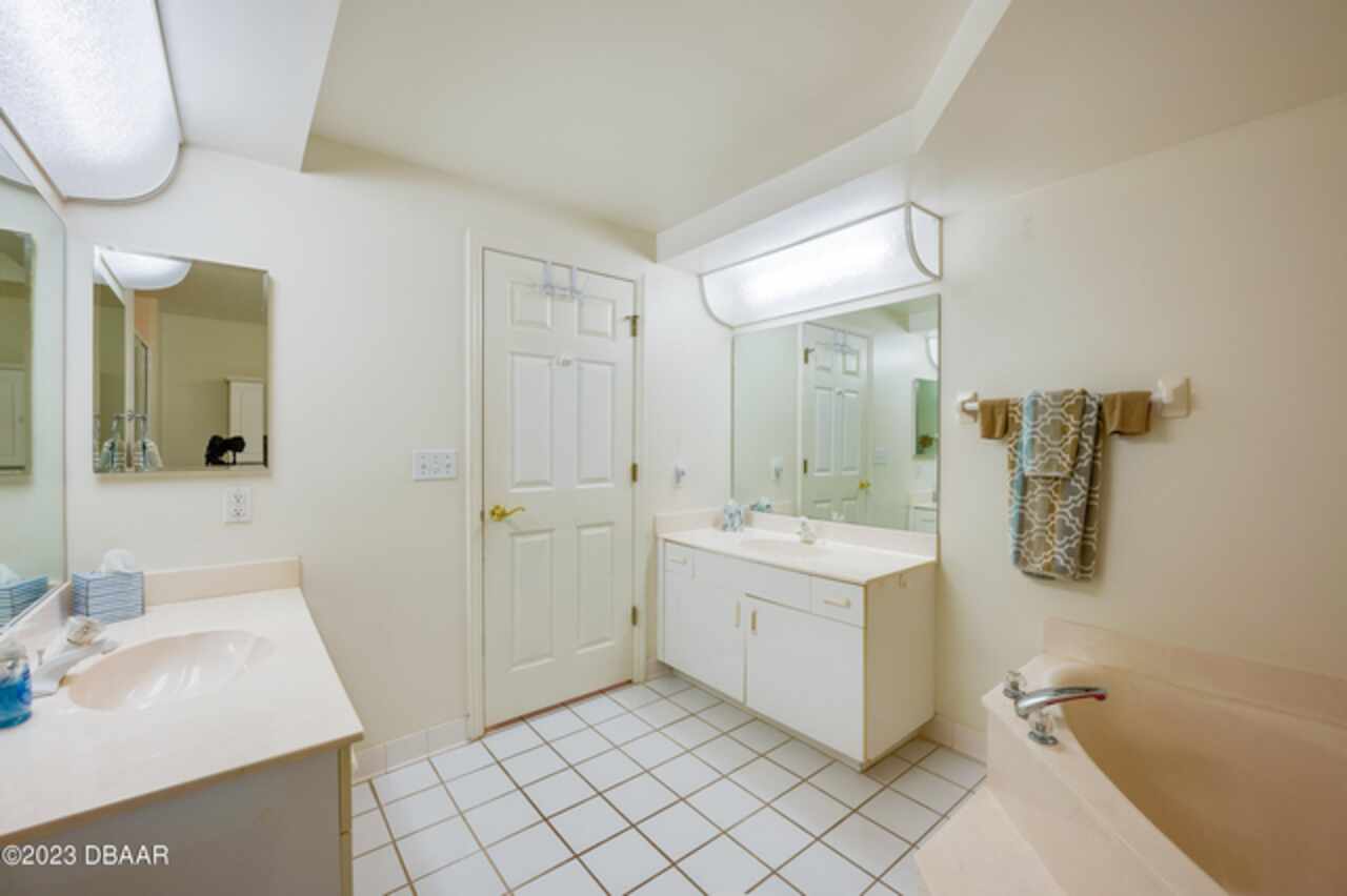 Listing Photo 16