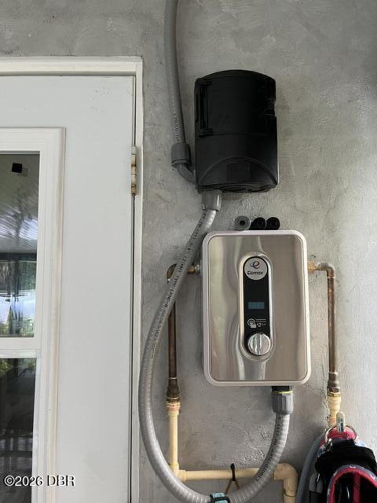 Listing Photo 6