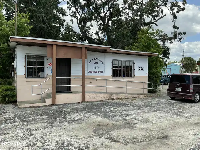 Listing Photo 18