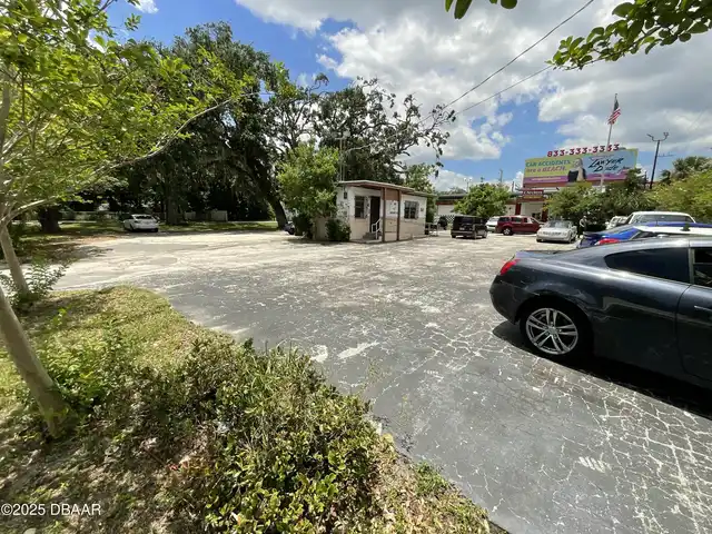 Listing Photo 23