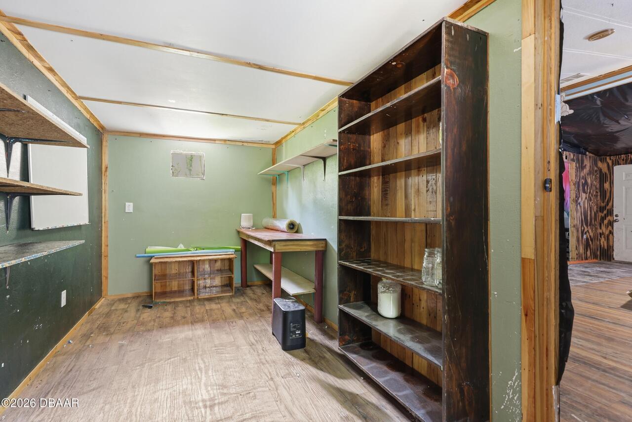 Listing Photo 11