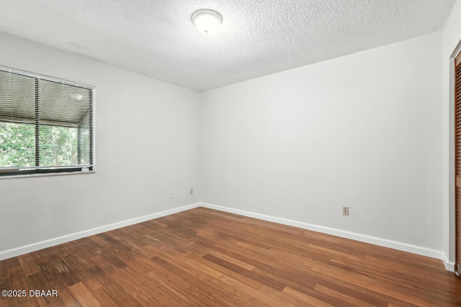 Listing Photo 24