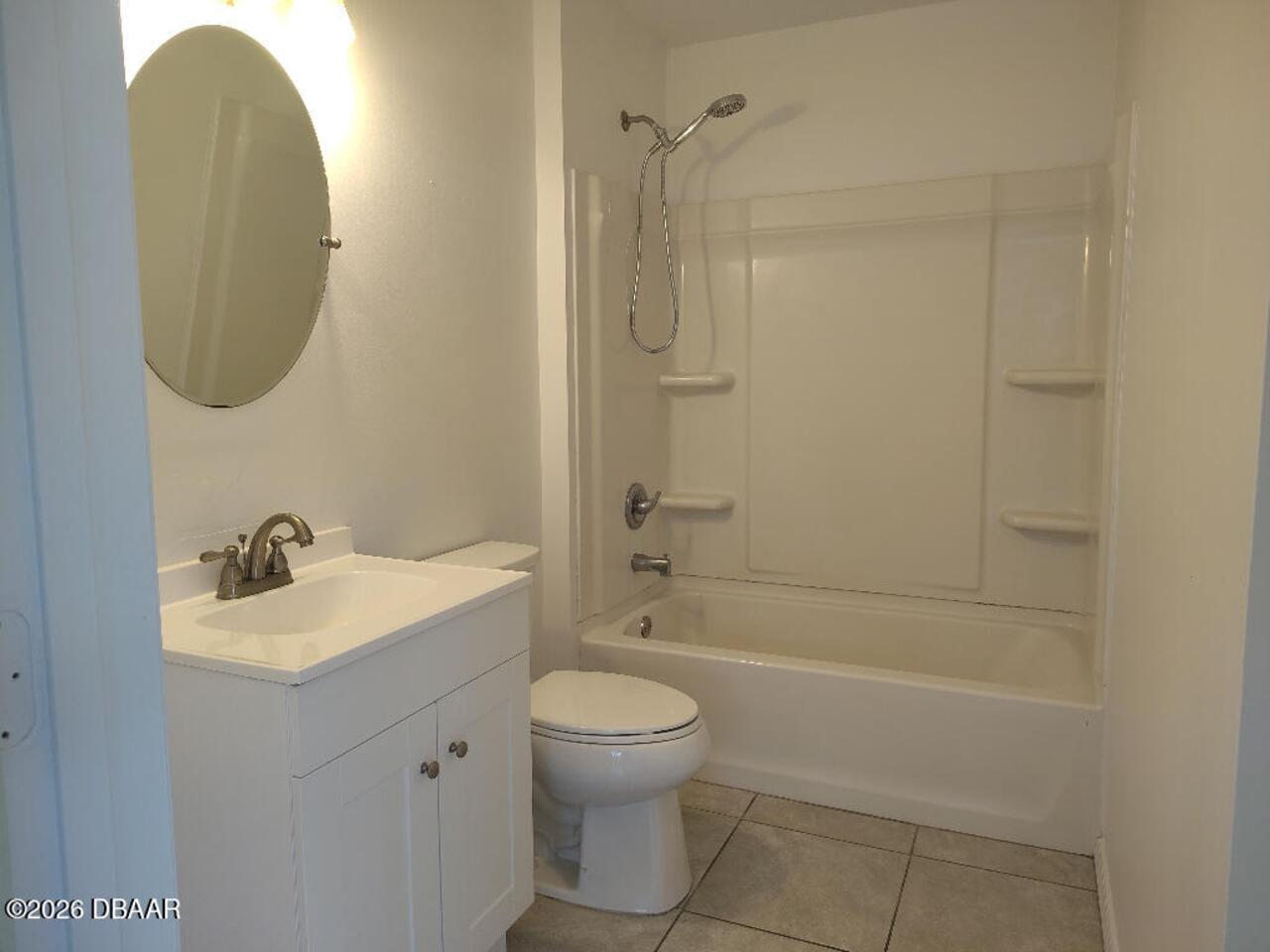 Listing Photo 12