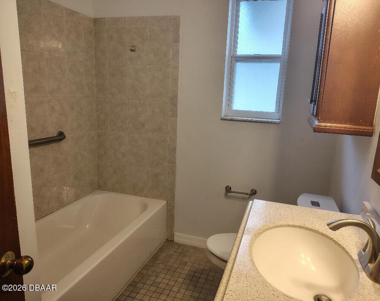 Listing Photo 14