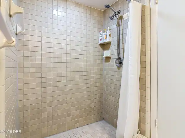 Listing Photo 33