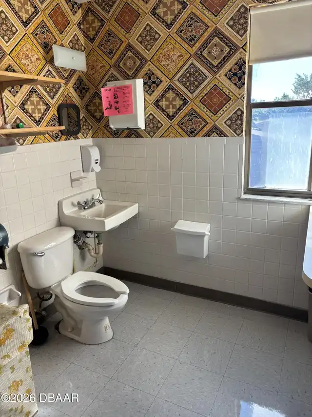 Listing Photo 7