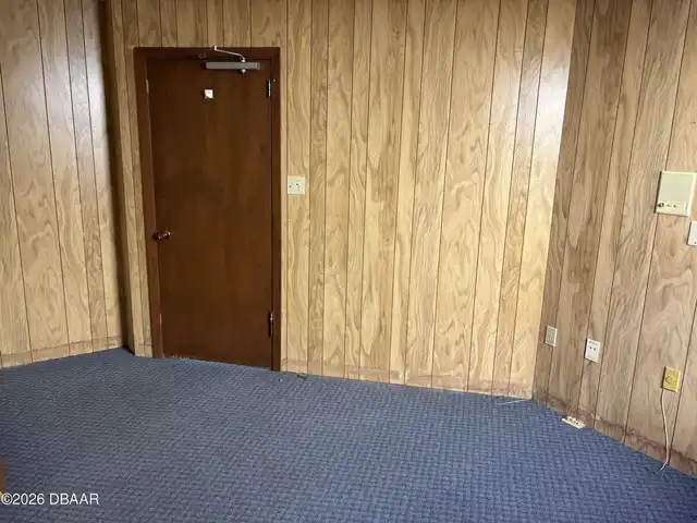 Listing Photo 11