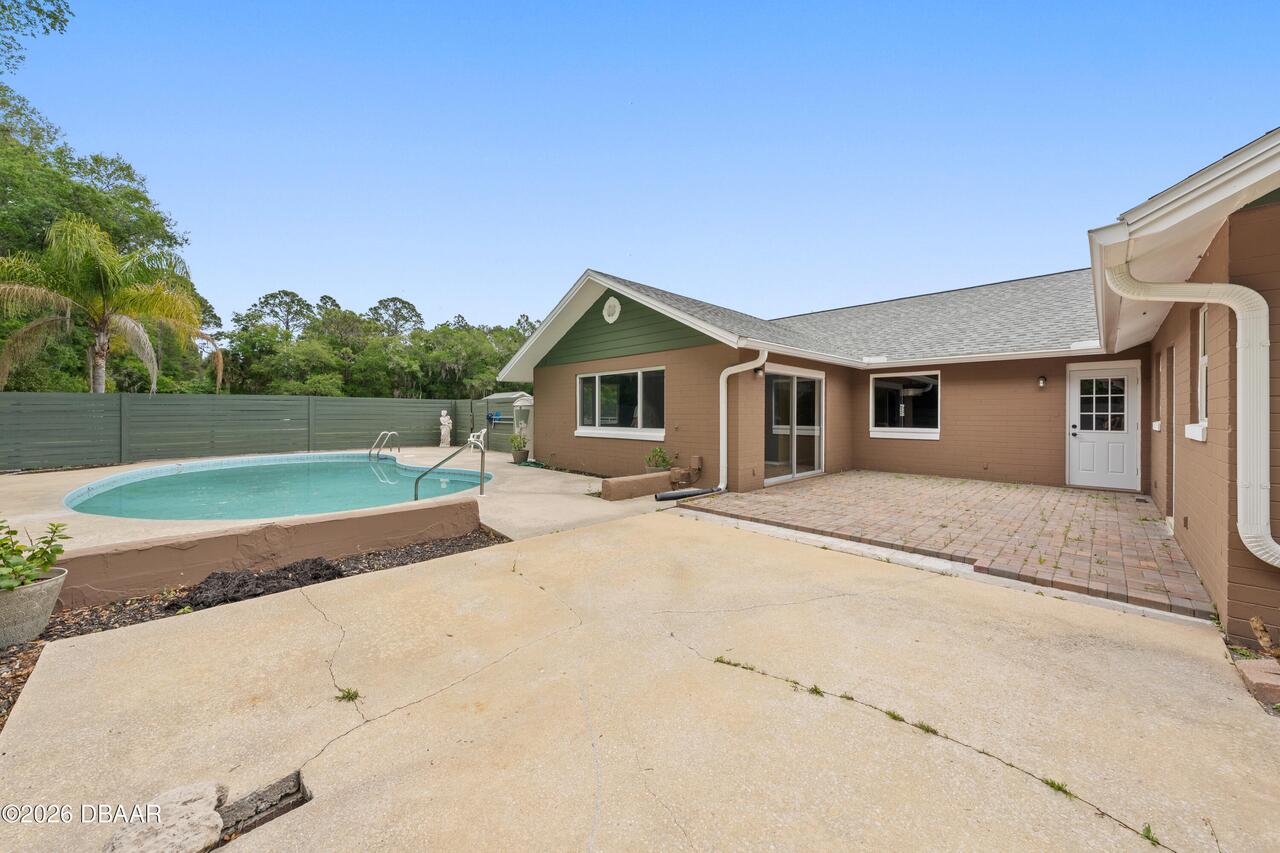 Listing Photo 14