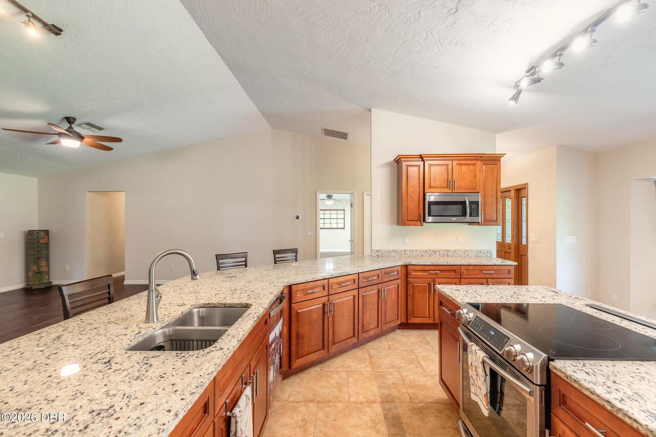 Listing Photo 15