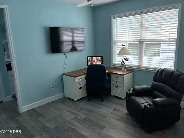 Listing Photo 18