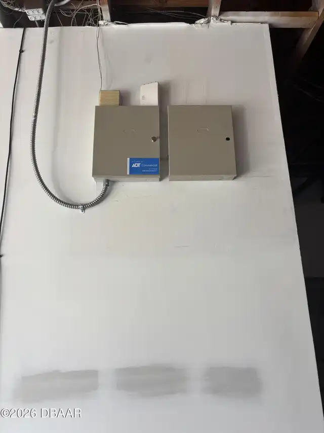 Listing Photo 11