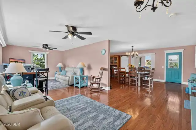 Listing Photo 6