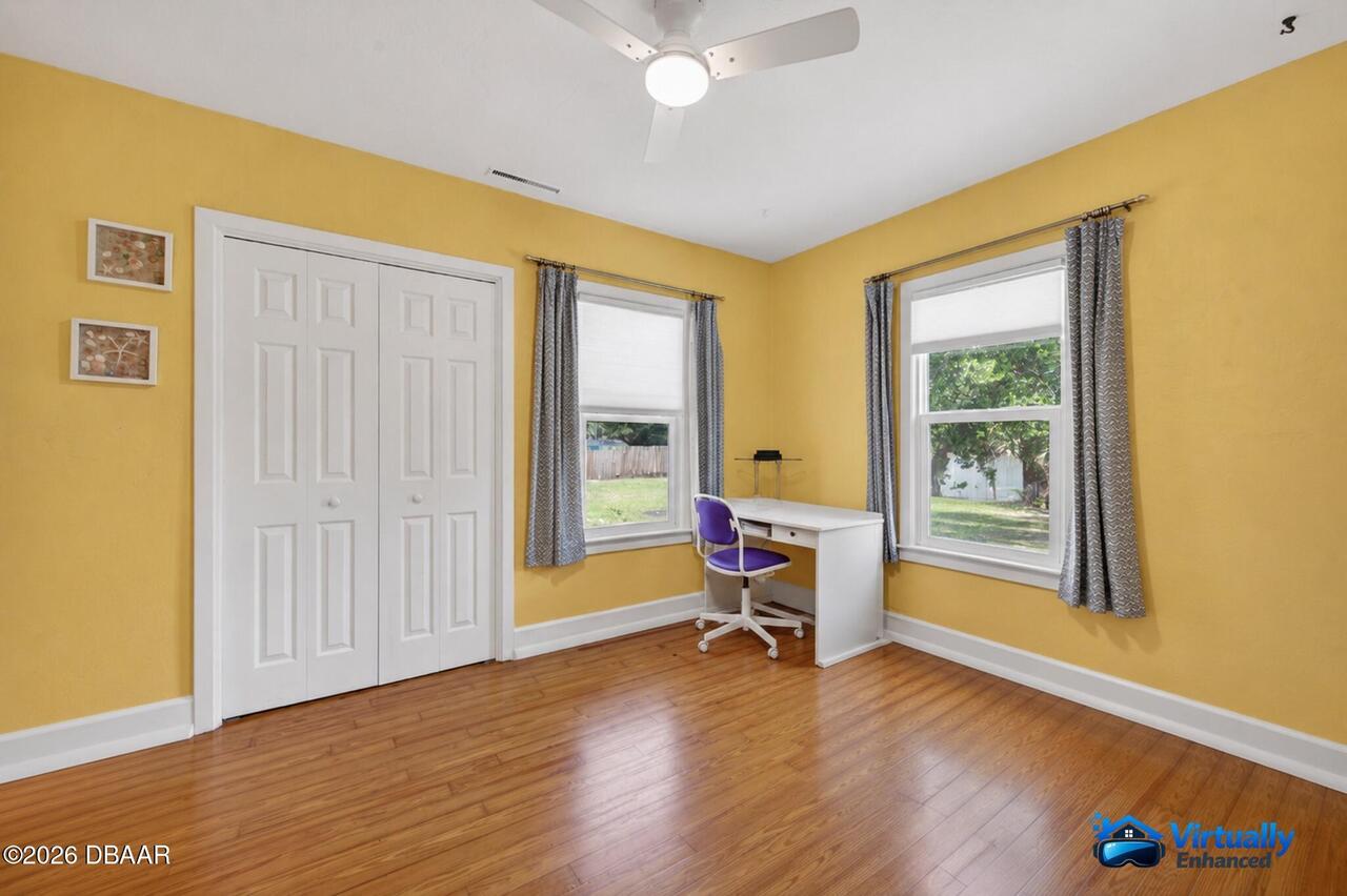 Listing Photo 17