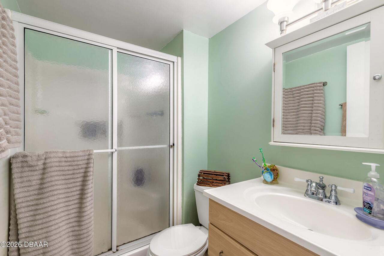Listing Photo 8