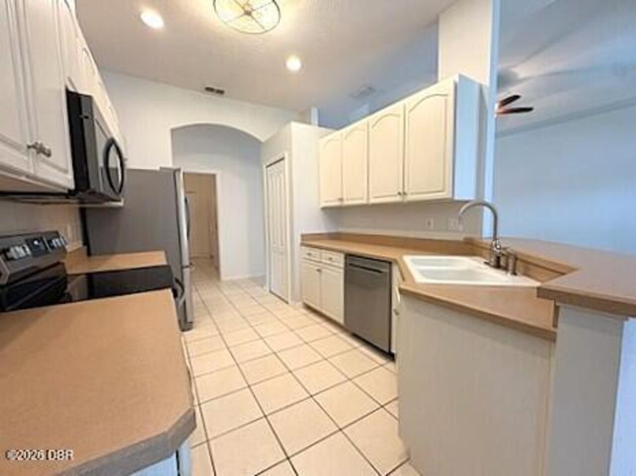Listing Photo 8