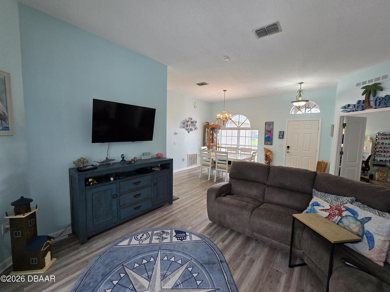 Listing Photo 7