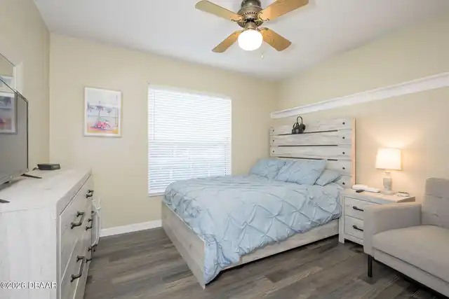 Listing Photo 18