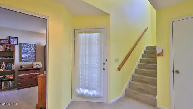 Listing Photo 10