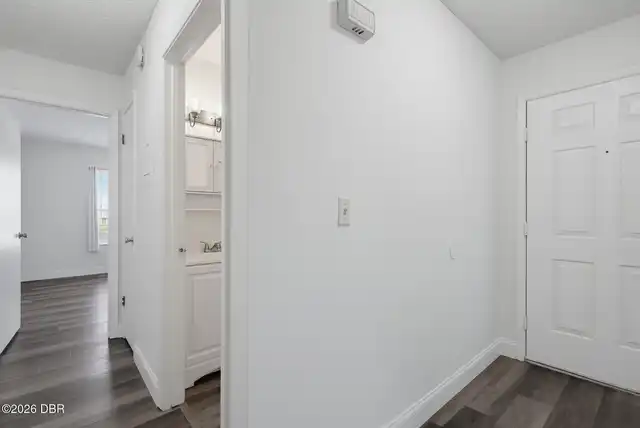Listing Photo 9