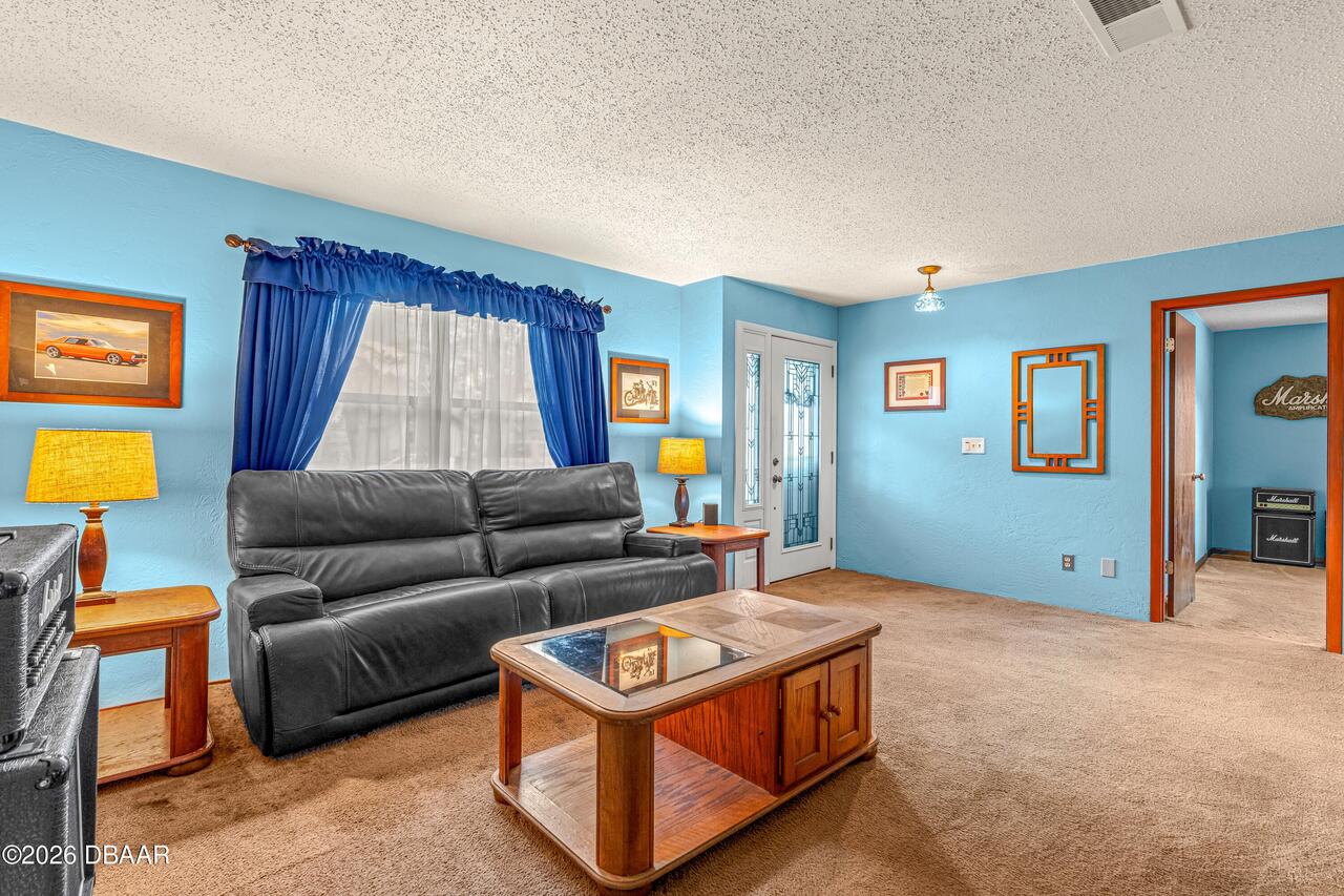 Listing Photo 14