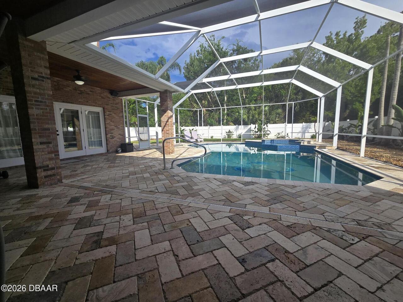 Listing Photo 16